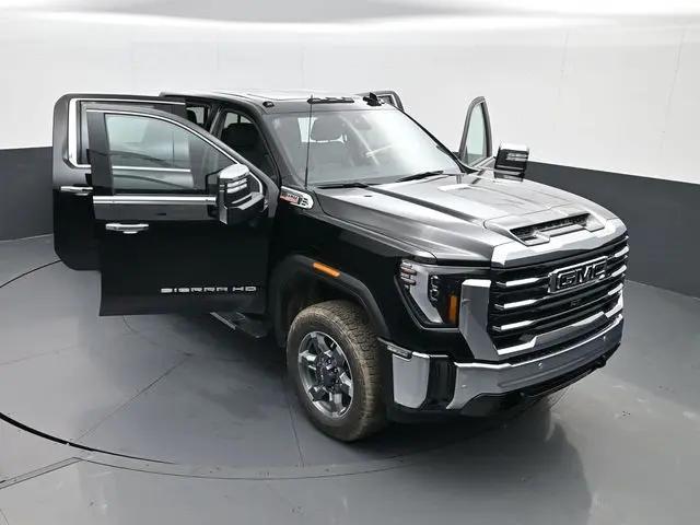 2026 GMC Sierra 2500HD Crew Cab, Standard Bed, SLT, 4WD