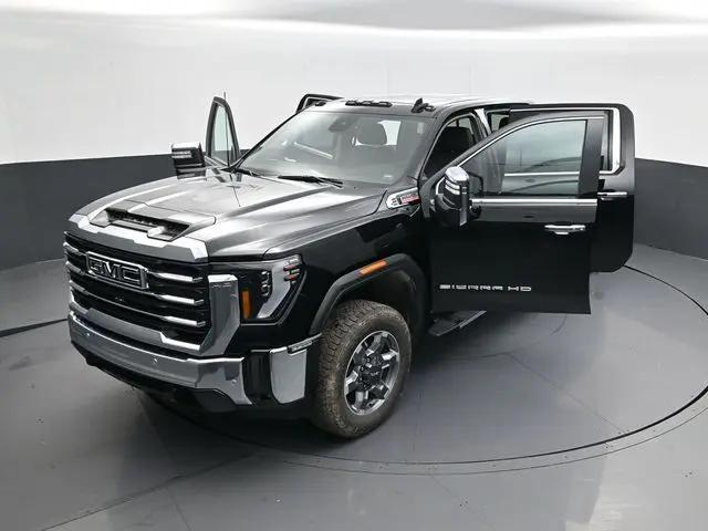 2026 GMC Sierra 2500HD Crew Cab, Standard Bed, SLT, 4WD