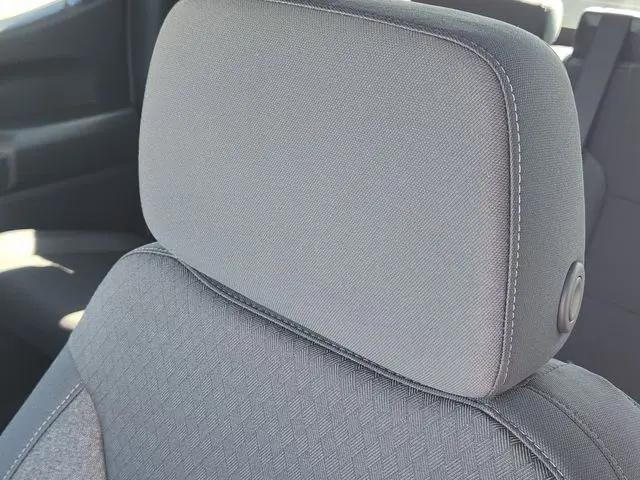 2026 Chevrolet Silverado 1500 2WD Crew Cab Short Bed Custom