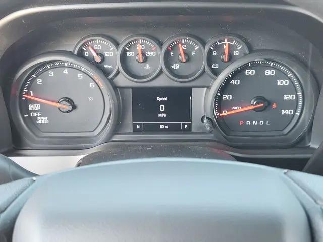 2026 Chevrolet Silverado 1500 2WD Crew Cab Short Bed Custom