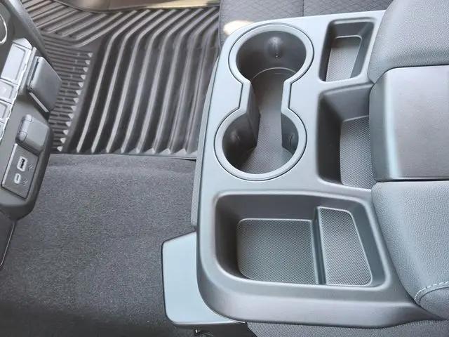 2026 Chevrolet Silverado 1500 2WD Crew Cab Short Bed Custom