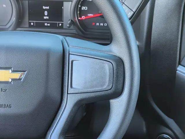 2026 Chevrolet Silverado 1500 2WD Crew Cab Short Bed Custom