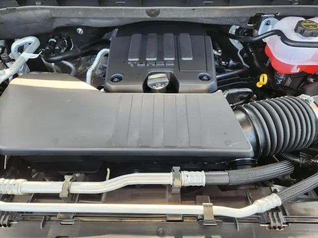 2026 Chevrolet Silverado 1500 2WD Crew Cab Short Bed Custom