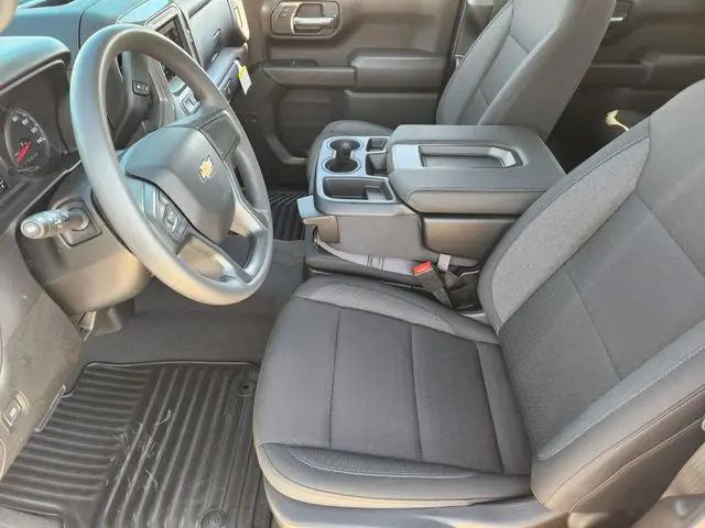 2026 Chevrolet Silverado 1500 2WD Crew Cab Short Bed Custom
