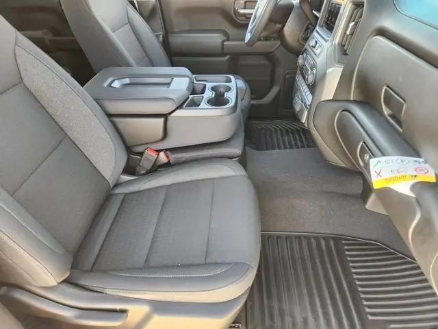 2026 Chevrolet Silverado 1500 2WD Crew Cab Short Bed Custom