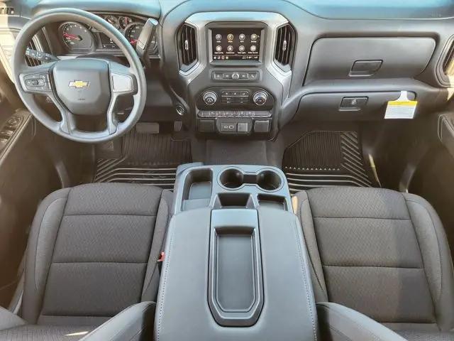 2026 Chevrolet Silverado 1500 2WD Crew Cab Short Bed Custom