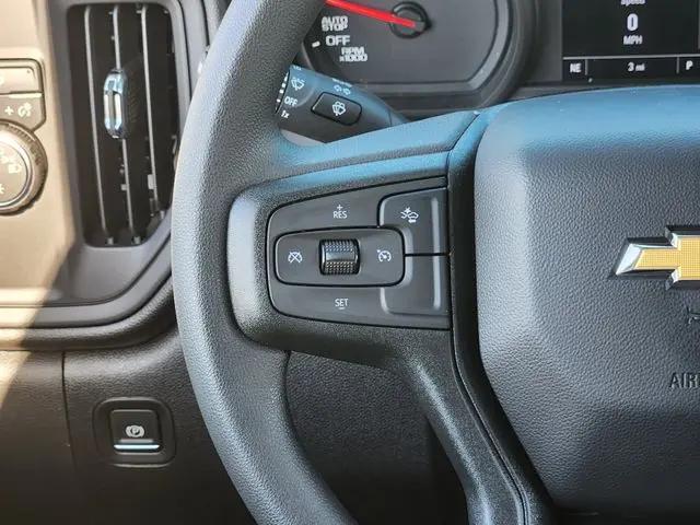 2026 Chevrolet Silverado 1500 2WD Crew Cab Short Bed Custom