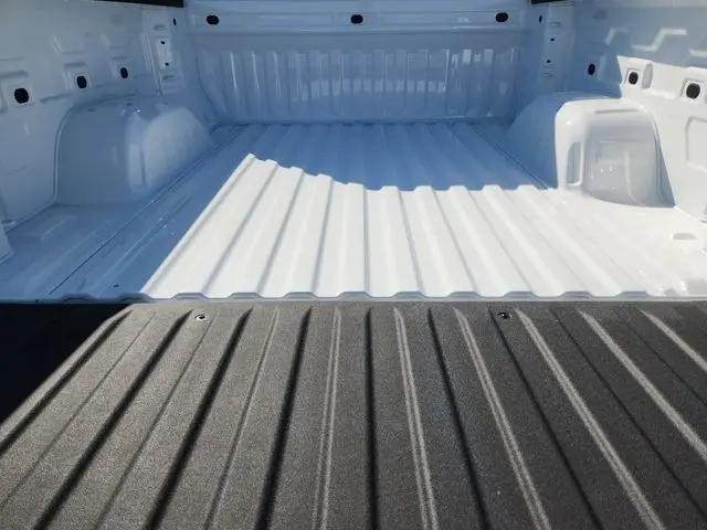 2026 Chevrolet Silverado 1500 2WD Crew Cab Short Bed Custom