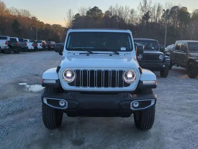 2025 Jeep Wrangler 4-Door Sahara 4x4