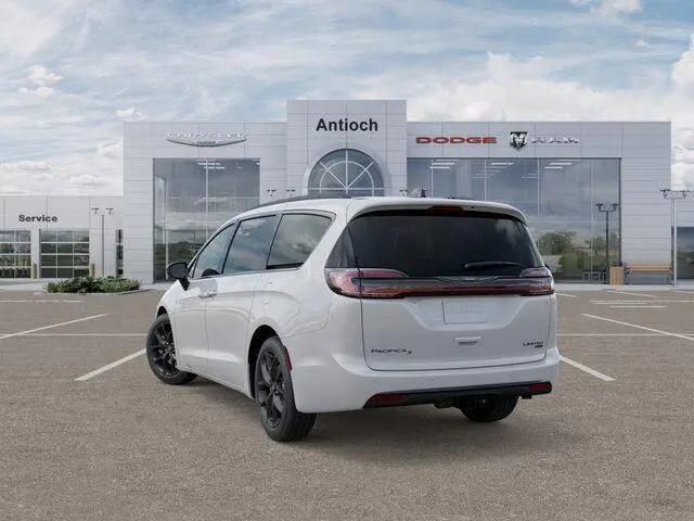 2026 Chrysler Pacifica Limited AWD