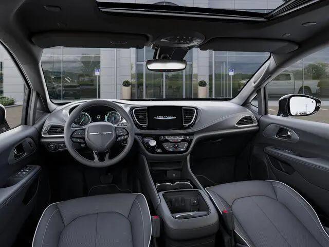 2026 Chrysler Pacifica Limited AWD