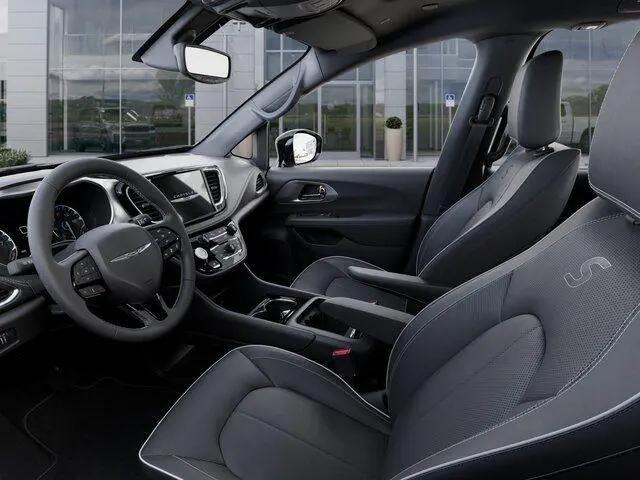 2026 Chrysler Pacifica Limited AWD