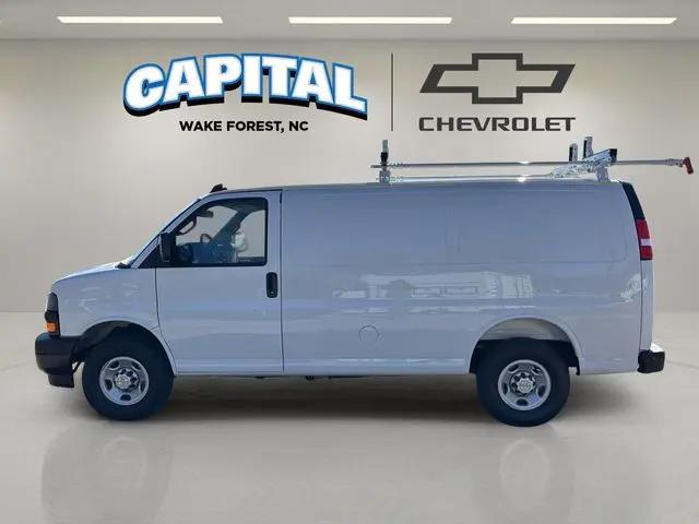 2025 Chevrolet Express Cargo Van RWD 2500 Regular Wheelbase WT