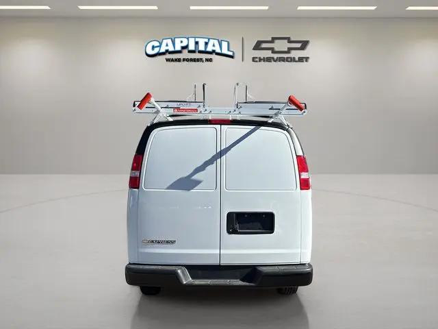 2025 Chevrolet Express Cargo Van RWD 2500 Regular Wheelbase WT