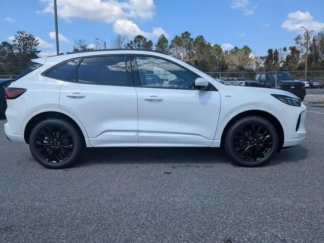 2024 Ford Escape ST-Line Elite