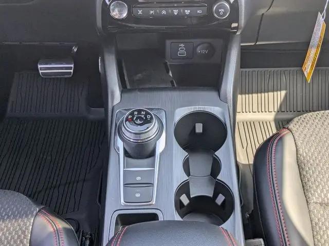 2024 Ford Escape ST-Line Elite