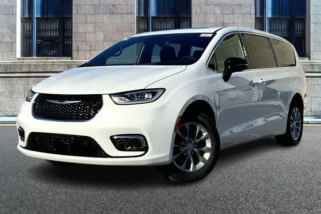 2026 Chrysler Pacifica Select AWD