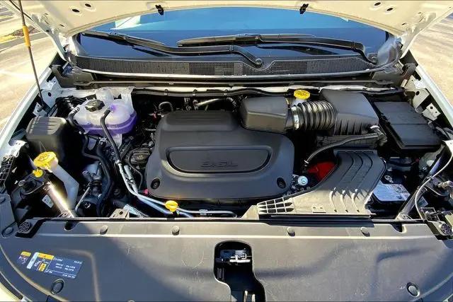 2026 Chrysler Pacifica Select AWD