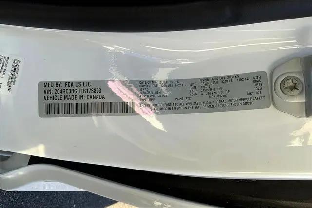 2026 Chrysler Pacifica Select AWD