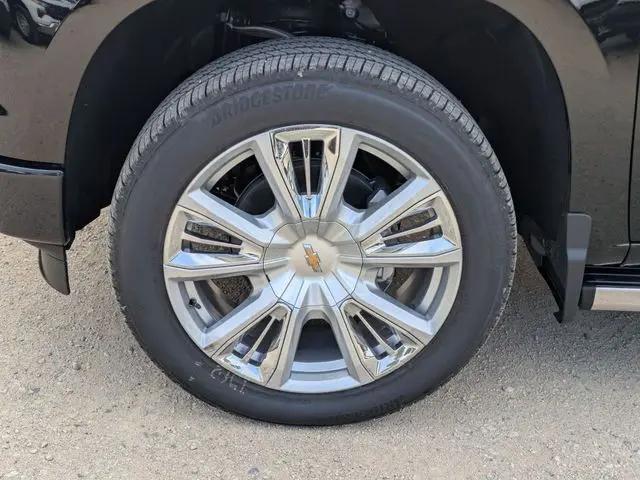 2026 Chevrolet Silverado 1500 4WD Crew Cab Short Bed High Country