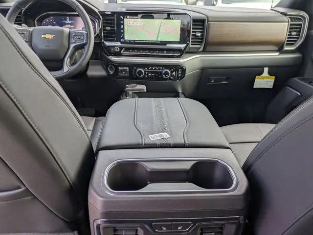 2026 Chevrolet Silverado 1500 4WD Crew Cab Short Bed High Country