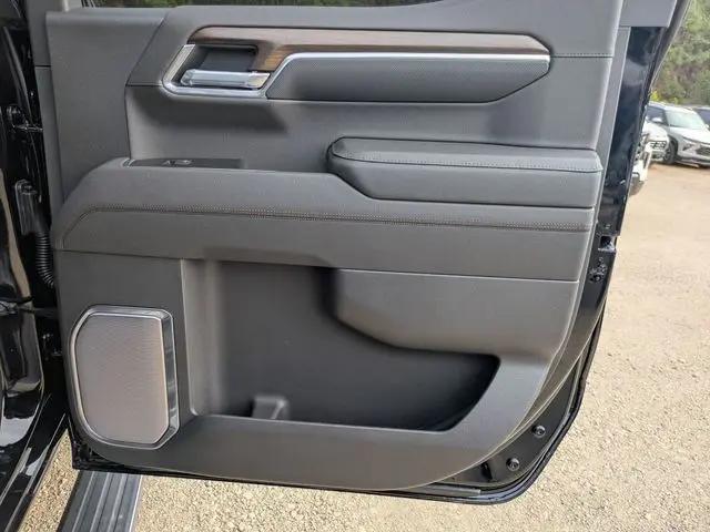 2026 Chevrolet Silverado 1500 4WD Crew Cab Short Bed High Country