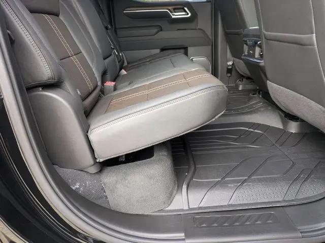 2026 Chevrolet Silverado 1500 4WD Crew Cab Short Bed High Country