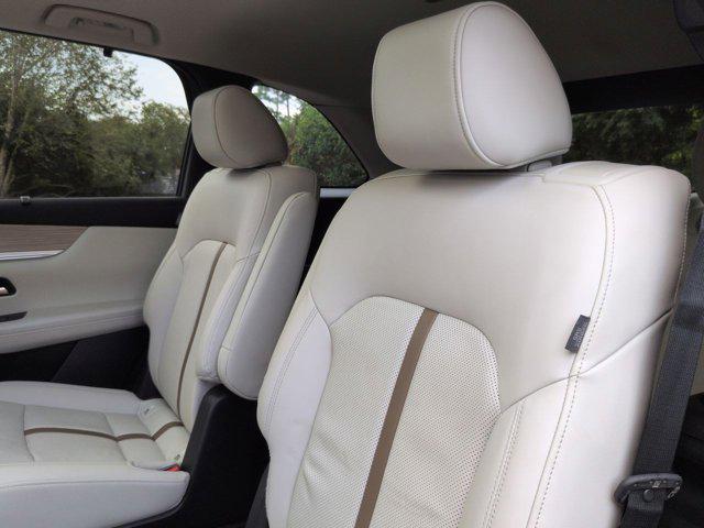 2024 Mazda X-90 Premium Plus