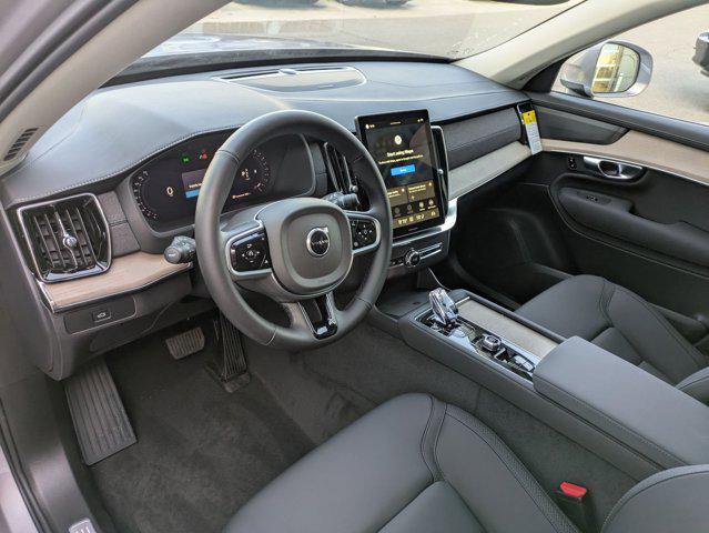 2026 Volvo XC90 Plus, B5 AWD Gas (mild hybrid), Gasoline, Bright, 7 Seats