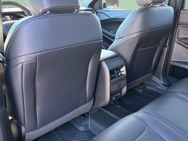 2026 Jeep Cherokee Overland 4x4