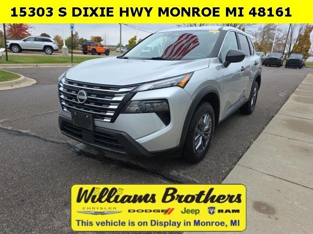 2024 Nissan Rogue S Intelligent AWD 2024 Nissan Rogue S Intelligent AWD