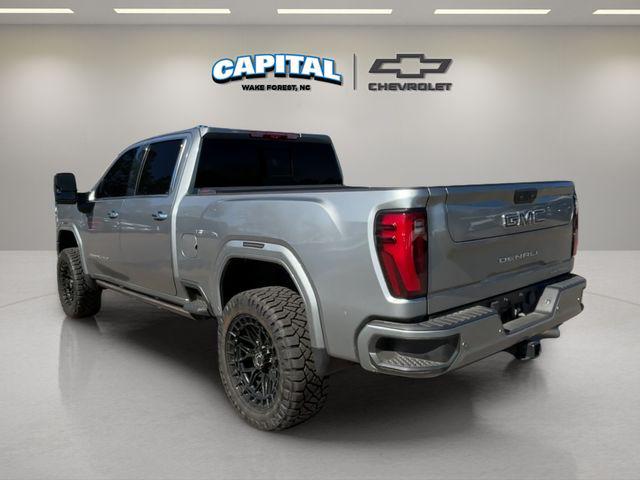 2025 GMC Sierra 2500HD 4WD Crew Cab Standard Bed Denali Ultimate 2025 GMC Sierra 2500HD 4WD Crew Cab Standard Bed Denali Ultimate
