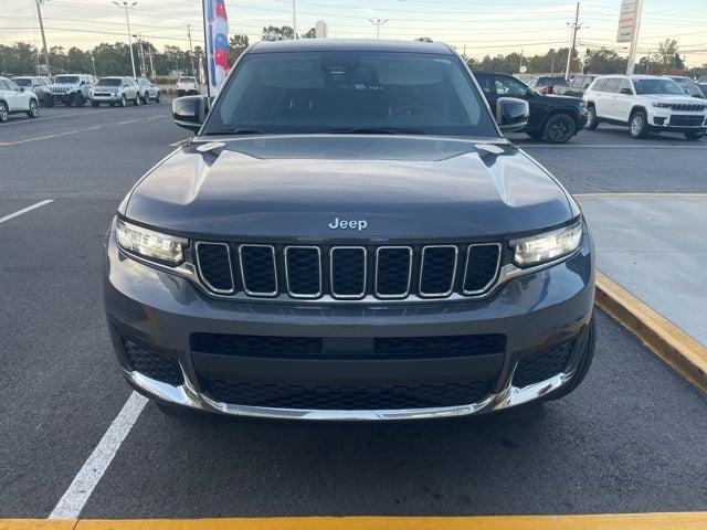 2023 Jeep Grand Cherokee L Laredo 4x4