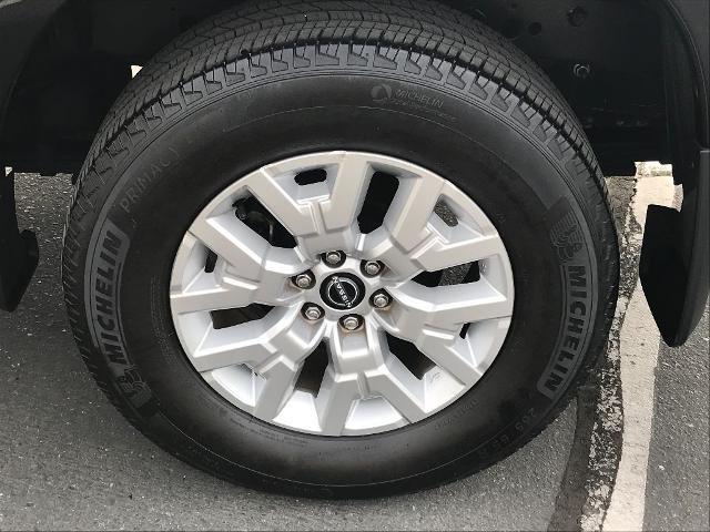 2022 Nissan Frontier Crew Cab SV 4x2
