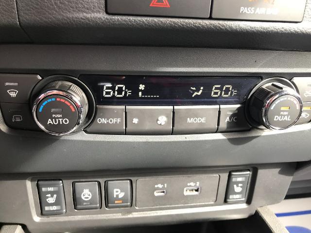 2022 Nissan Frontier Crew Cab SV 4x2