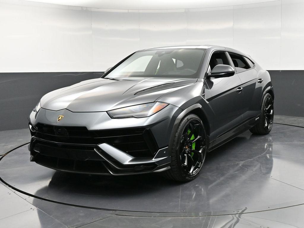 2024 Lamborghini Urus Performante photo 2