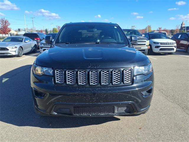 2019 Jeep Grand Cherokee Altitude 4x4 2019 Jeep Grand Cherokee Altitude 4x4