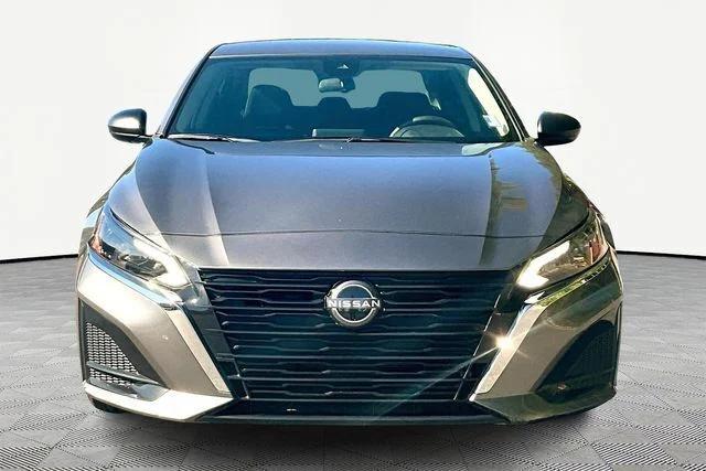 2025 Nissan Altima S FWD