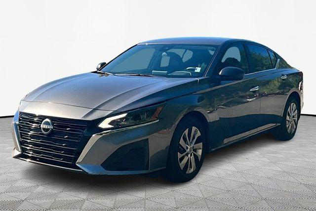 2025 Nissan Altima S FWD