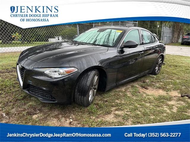 2017 Alfa Romeo Giulia RWD 2017 Alfa Romeo Giulia RWD