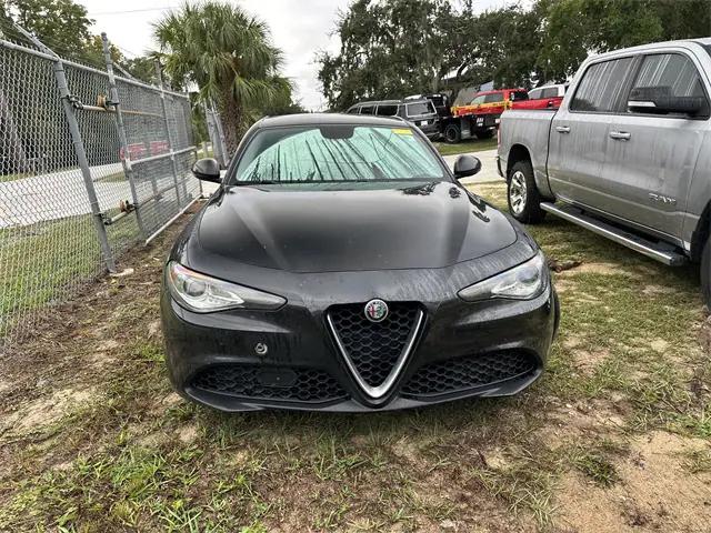 2017 Alfa Romeo Giulia RWD 2017 Alfa Romeo Giulia RWD