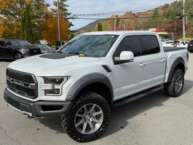 2017 Ford F-150 Raptor 2017 Ford F-150 Raptor