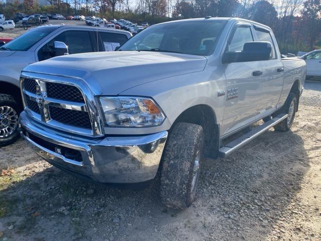 2016 RAM 2500 Tradesman 2016 RAM 2500 Tradesman