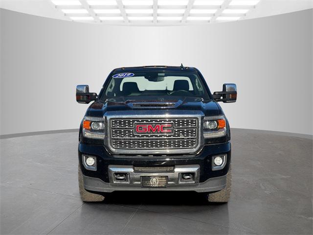 2019 GMC Sierra 2500HD Denali 2019 GMC Sierra 2500HD Denali