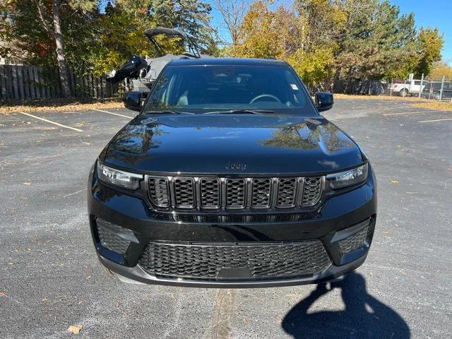 2024 Jeep Grand Cherokee Altitude 4x4 2024 Jeep Grand Cherokee Altitude 4x4