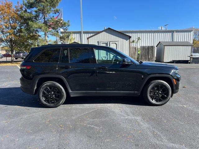 2024 Jeep Grand Cherokee Altitude 4x4 2024 Jeep Grand Cherokee Altitude 4x4