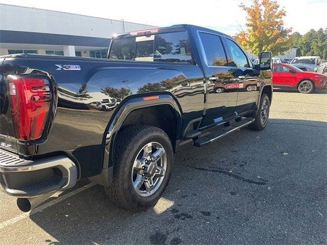 2025 GMC Sierra 2500HD 4WD Crew Cab Standard Bed SLT 2025 GMC Sierra 2500HD 4WD Crew Cab Standard Bed SLT