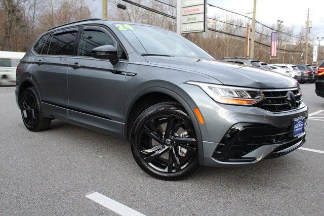 2024 Volkswagen Tiguan 2.0T SE R-Line Black