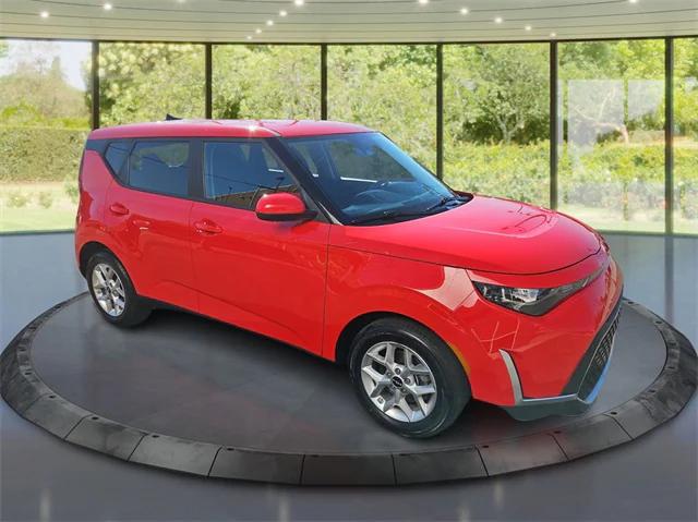 2023 Kia Soul LX 2023 Kia Soul LX