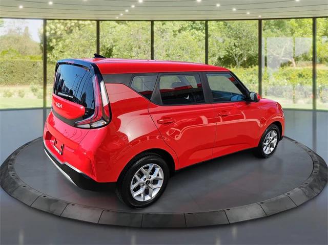 2023 Kia Soul LX 2023 Kia Soul LX